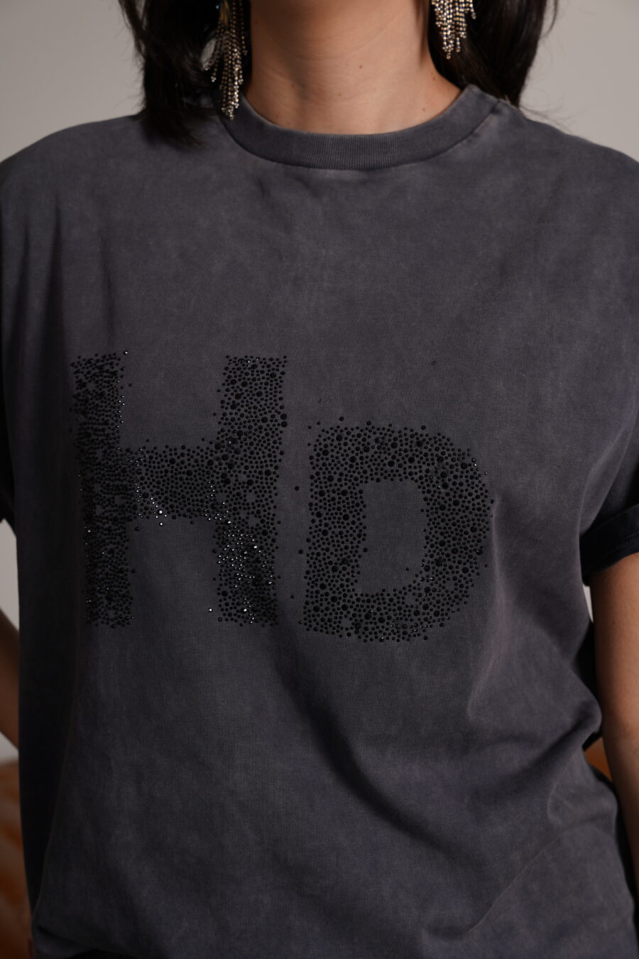 BOX-FIT T-SHIRT WITH FRONT RHINESTONES - Image 3
