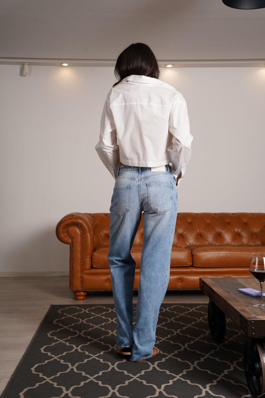 STRAIGHT MID-RISE JEANS WITH FRONT RHINESTONE - Image 2