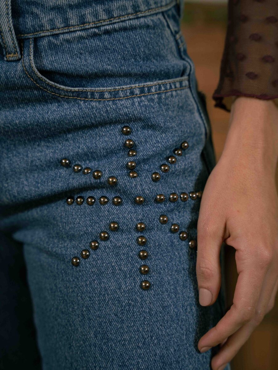 STRAIGHT JEAN WITH RHINESTONE STARBURST DETAIL - Image 5
