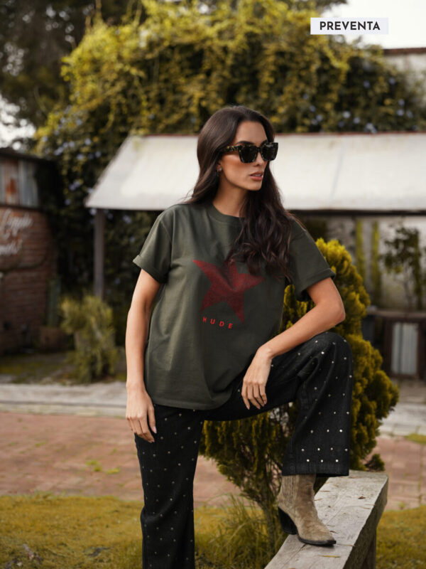 COTTON T-SHIRT WITH RED STAR