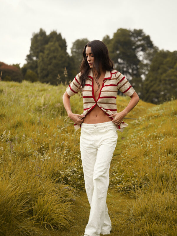 WHITE HIGH-RISE STRAIGHT JEAN