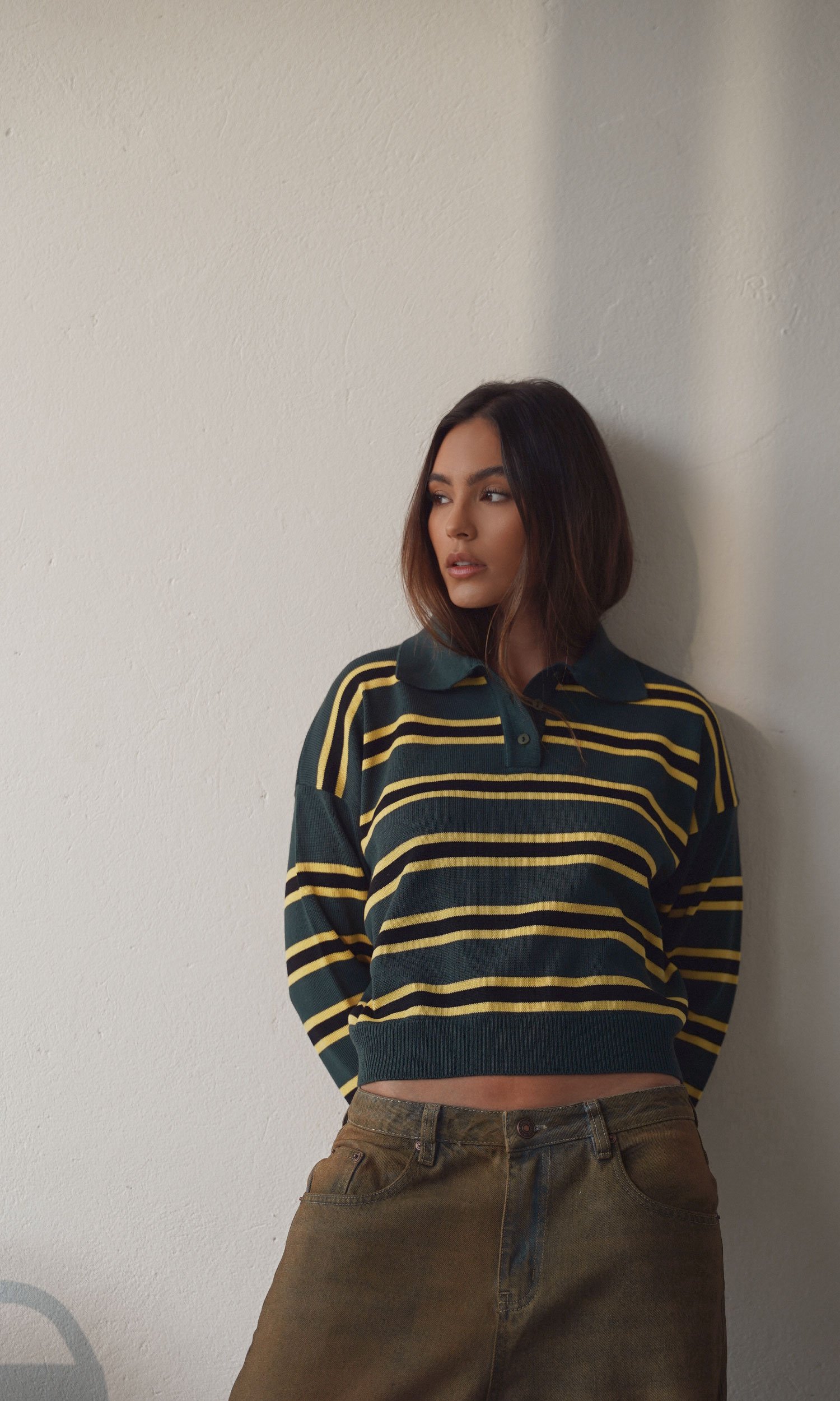 CROPPED MULTI-STRIPE KNIT TOP